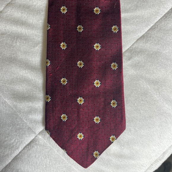 Brooks Brothers Burgandy Silk Tie - Picture 1 of 3